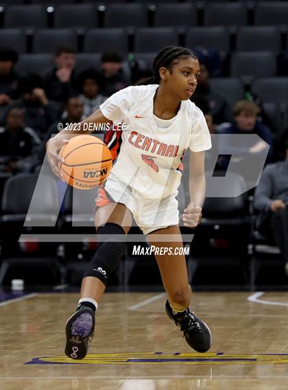 Thumbnail 3 in Bonita Vista @ Central (CIF State D2 Final) photogallery.