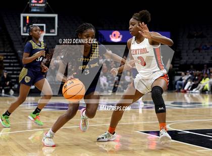 Thumbnail 3 in Bonita Vista @ Central (CIF State D2 Final) photogallery.