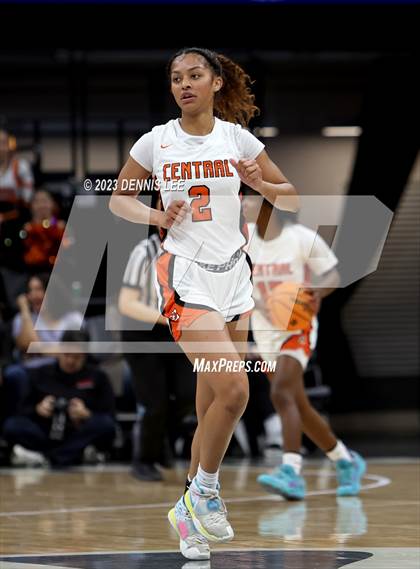 Thumbnail 2 in Bonita Vista @ Central (CIF State D2 Final) photogallery.