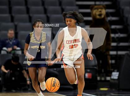 Thumbnail 2 in Bonita Vista @ Central (CIF State D2 Final) photogallery.