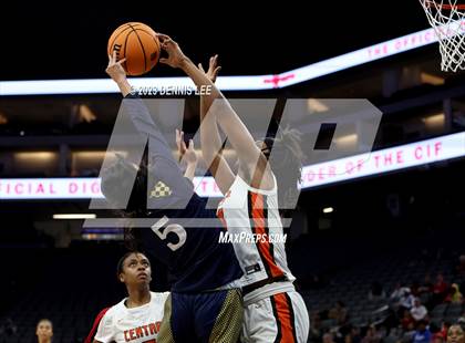 Thumbnail 3 in Bonita Vista @ Central (CIF State D2 Final) photogallery.