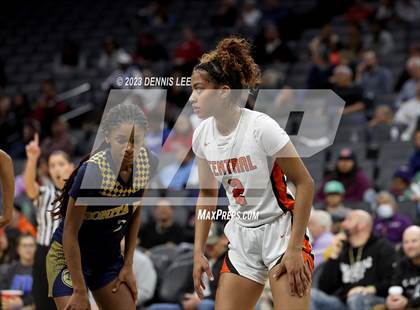 Thumbnail 1 in Bonita Vista @ Central (CIF State D2 Final) photogallery.