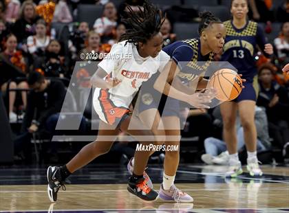 Thumbnail 3 in Bonita Vista @ Central (CIF State D2 Final) photogallery.