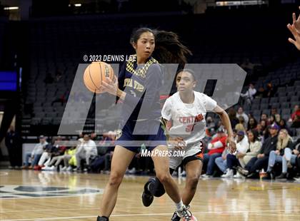 Thumbnail 1 in Bonita Vista @ Central (CIF State D2 Final) photogallery.