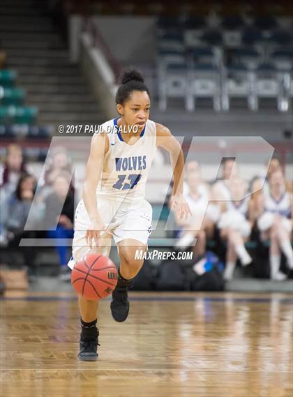 Thumbnail 2 in Grandview vs. Doherty (CHSAA 5A Great 8) photogallery.