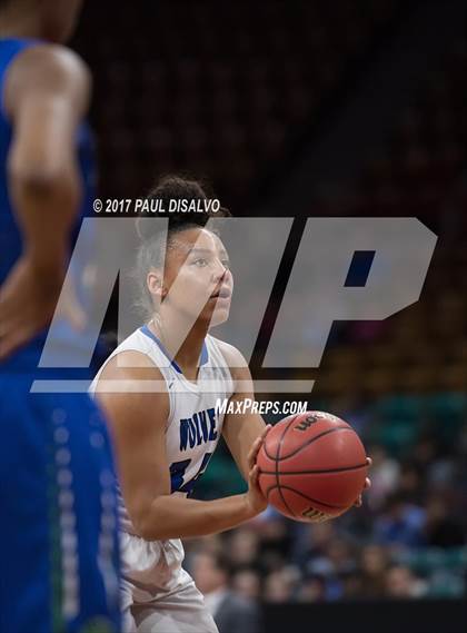 Thumbnail 2 in Grandview vs. Doherty (CHSAA 5A Great 8) photogallery.
