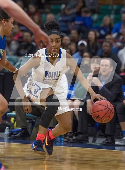 Thumbnail 2 in Grandview vs. Doherty (CHSAA 5A Great 8) photogallery.