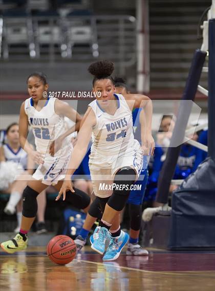 Thumbnail 1 in Grandview vs. Doherty (CHSAA 5A Great 8) photogallery.