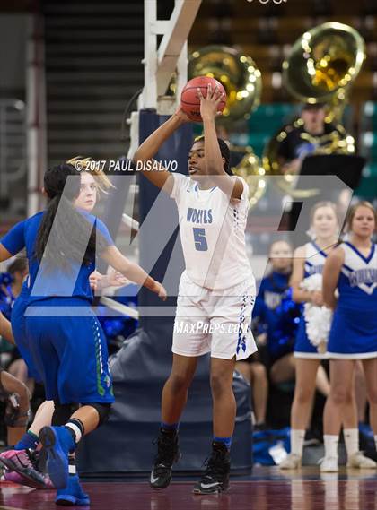 Thumbnail 1 in Grandview vs. Doherty (CHSAA 5A Great 8) photogallery.