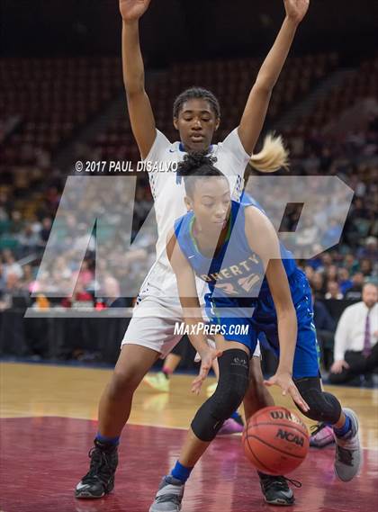 Thumbnail 1 in Grandview vs. Doherty (CHSAA 5A Great 8) photogallery.