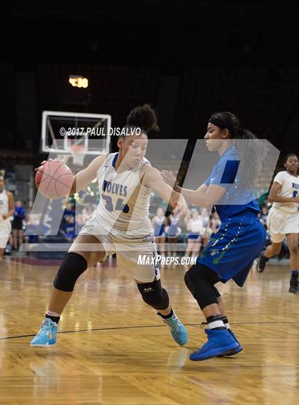 Thumbnail 1 in Grandview vs. Doherty (CHSAA 5A Great 8) photogallery.