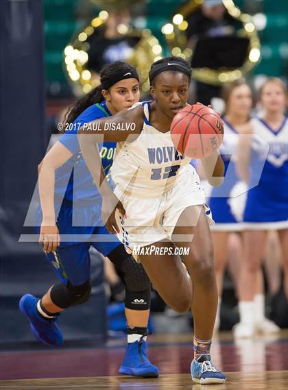 Thumbnail 1 in Grandview vs. Doherty (CHSAA 5A Great 8) photogallery.