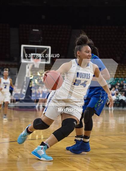 Thumbnail 2 in Grandview vs. Doherty (CHSAA 5A Great 8) photogallery.