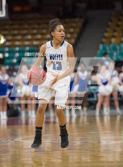 Thumbnail 3 in Grandview vs. Doherty (CHSAA 5A Great 8) photogallery.