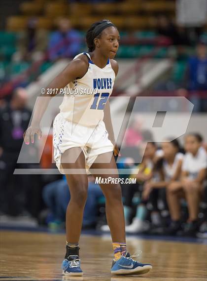Thumbnail 2 in Grandview vs. Doherty (CHSAA 5A Great 8) photogallery.