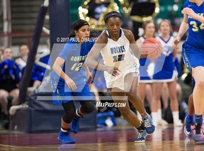 Thumbnail 2 in Grandview vs. Doherty (CHSAA 5A Great 8) photogallery.
