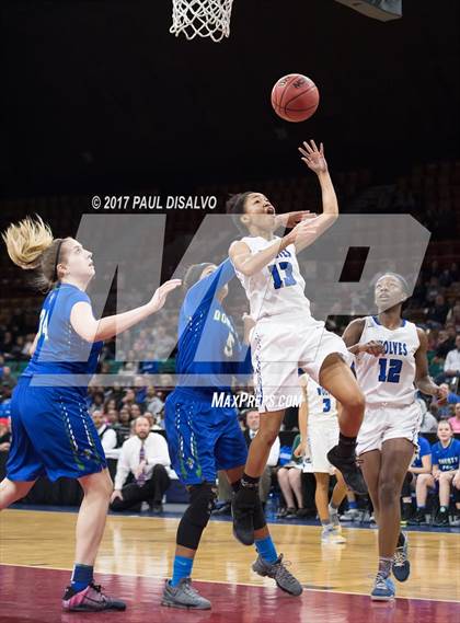 Thumbnail 3 in Grandview vs. Doherty (CHSAA 5A Great 8) photogallery.