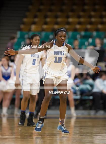 Thumbnail 2 in Grandview vs. Doherty (CHSAA 5A Great 8) photogallery.