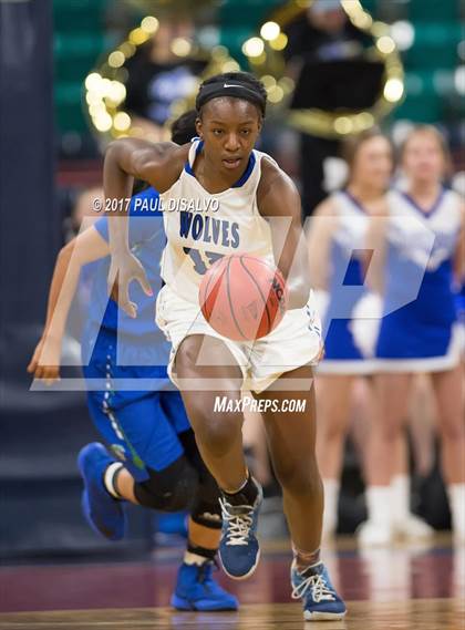 Thumbnail 2 in Grandview vs. Doherty (CHSAA 5A Great 8) photogallery.