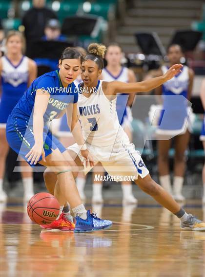 Thumbnail 1 in Grandview vs. Doherty (CHSAA 5A Great 8) photogallery.