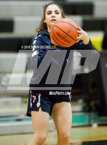 Thumbnail 2 in Pinnacle vs. Columbine (Nike Tournament of Champions) photogallery.