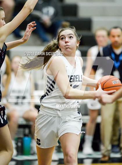Thumbnail 2 in Pinnacle vs. Columbine (Nike Tournament of Champions) photogallery.