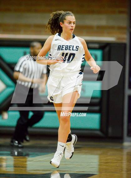 Thumbnail 3 in Pinnacle vs. Columbine (Nike Tournament of Champions) photogallery.