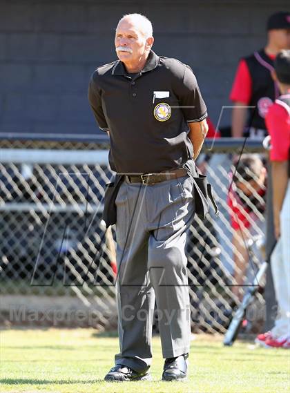 Thumbnail 2 in Redlands vs. Valley View (Redlands Baseball Invitational) photogallery.