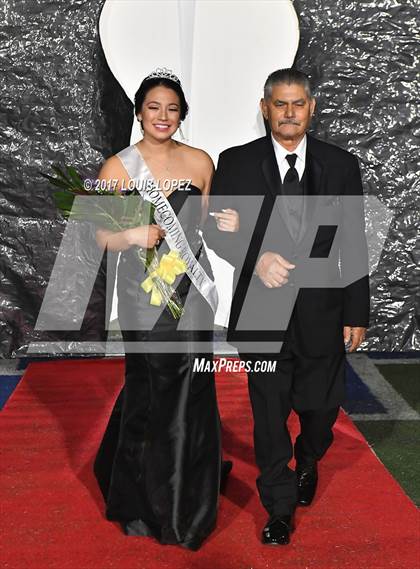 Thumbnail 1 in Chino @ Charter Oak (Homecoming Game) photogallery.