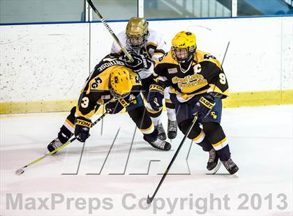 Thumbnail 1 in Holt vs. Grand Ledge photogallery.