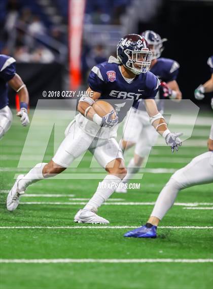 Thumbnail 2 in San Antonio All-Star Game photogallery.