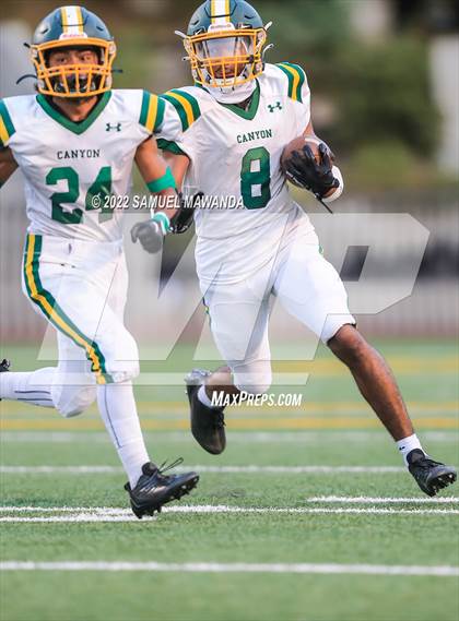 Thumbnail 1 in Canyon @ Harvard-Westlake photogallery.