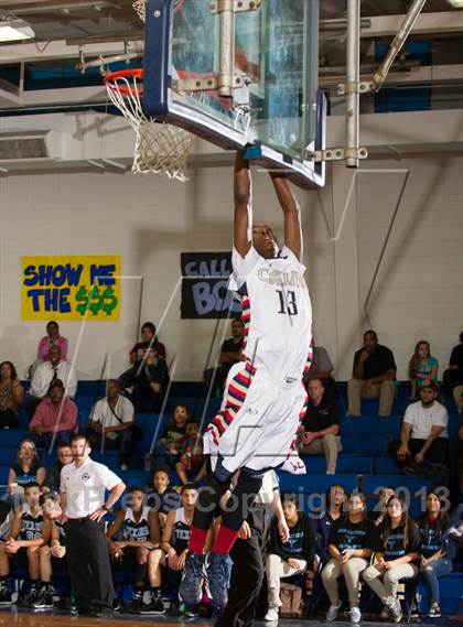 Thumbnail 2 in Klein Collins @ Sam Rayburn (McDonald's Texas Invitational) photogallery.
