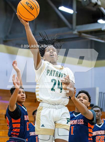 Thumbnail 2 in Southern Lee @ Pinecrest photogallery.