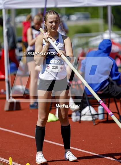 Thumbnail 2 in Class 3 Pole Vault (MSHSAA State Championship) photogallery.