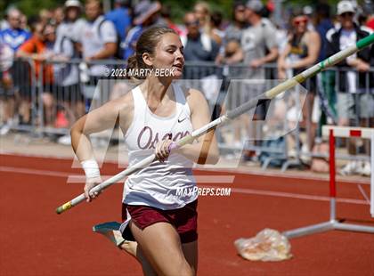 Thumbnail 2 in Class 3 Pole Vault (MSHSAA State Championship) photogallery.
