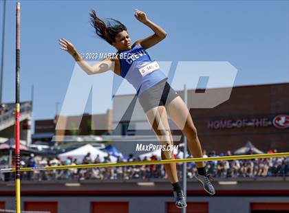Thumbnail 3 in Class 3 Pole Vault (MSHSAA State Championship) photogallery.