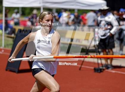 Thumbnail 1 in Class 3 Pole Vault (MSHSAA State Championship) photogallery.