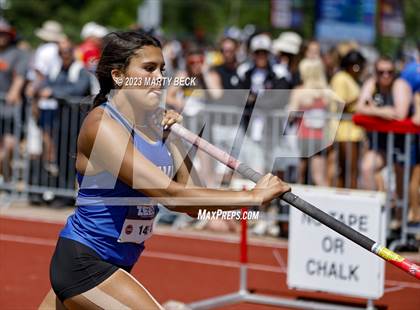 Thumbnail 2 in Class 3 Pole Vault (MSHSAA State Championship) photogallery.