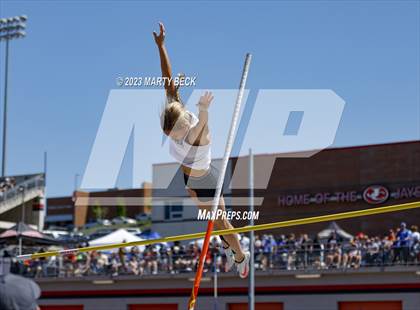 Thumbnail 3 in Class 3 Pole Vault (MSHSAA State Championship) photogallery.
