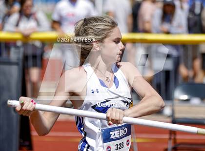 Thumbnail 2 in Class 3 Pole Vault (MSHSAA State Championship) photogallery.