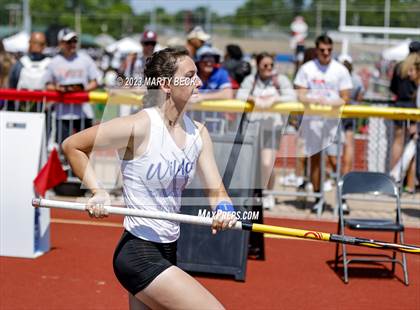 Thumbnail 1 in Class 3 Pole Vault (MSHSAA State Championship) photogallery.
