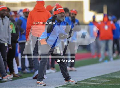 Thumbnail 2 in Cary-Grove vs East St. Louis (IHSA 6A Final) photogallery.