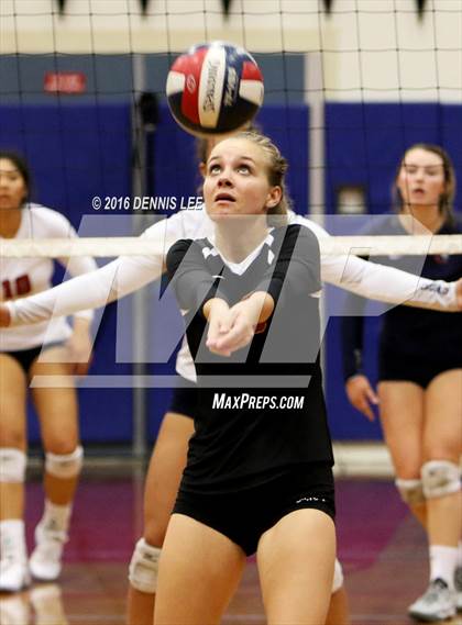 Thumbnail 3 in Northgate @ Campolindo photogallery.