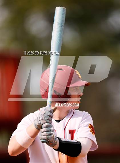 Thumbnail 3 in WALTON @ LASSITER photogallery.