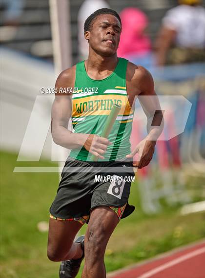 Thumbnail 2 in Dave Bethany Relays (4x200M) photogallery.