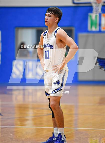 Thumbnail 3 in Snook vs Granger photogallery.