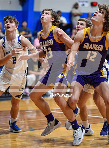 Thumbnail 1 in Snook vs Granger photogallery.