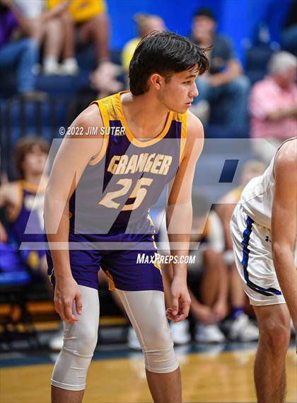 Thumbnail 3 in Snook vs Granger photogallery.
