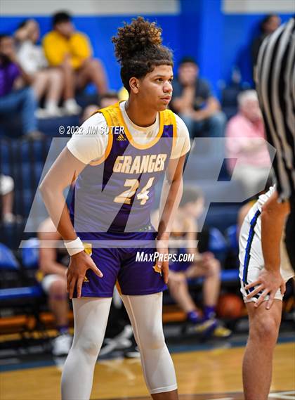 Thumbnail 3 in Snook vs Granger photogallery.